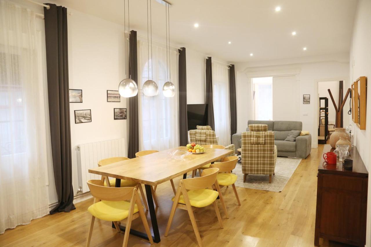 Piso Exclusivo Frente Al Casco Viejo Con Parking Gratis Daire Bilbao Dış mekan fotoğraf