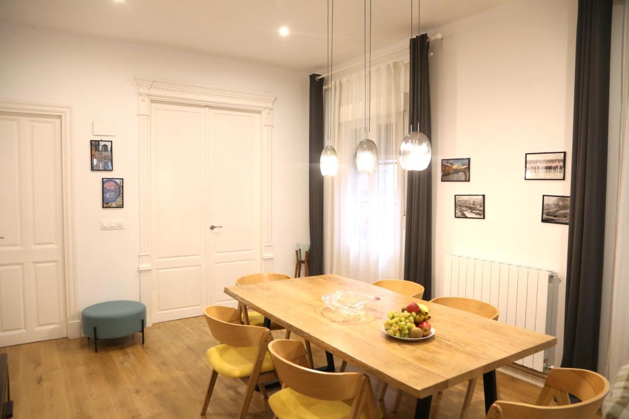 Piso Exclusivo Frente Al Casco Viejo Con Parking Gratis Daire Bilbao Dış mekan fotoğraf
