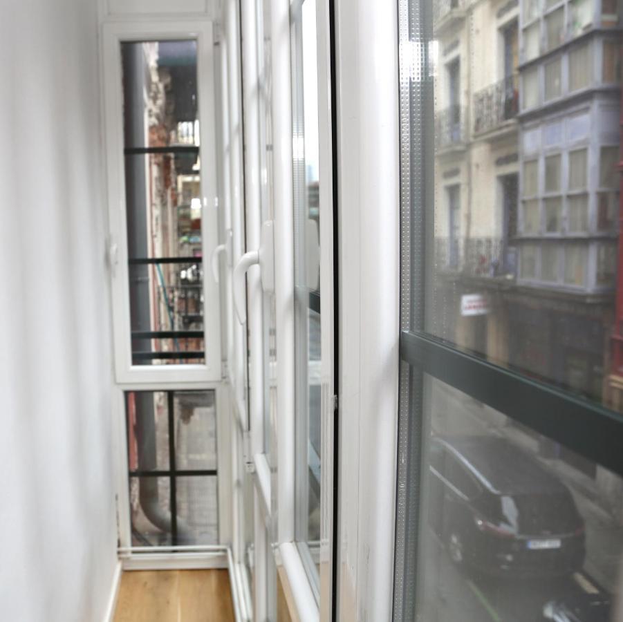 Piso Exclusivo Frente Al Casco Viejo Con Parking Gratis Daire Bilbao Dış mekan fotoğraf